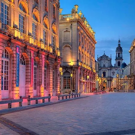 דירה Appartement 9 Place D'Alliance Climatisation Manuelle Parking